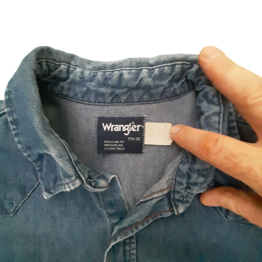 VTG Wrangler Denim Pearl Snap Western Shirt XL X-Long Tails 17 1/2 35 USA 90s - Picture 4 of 11